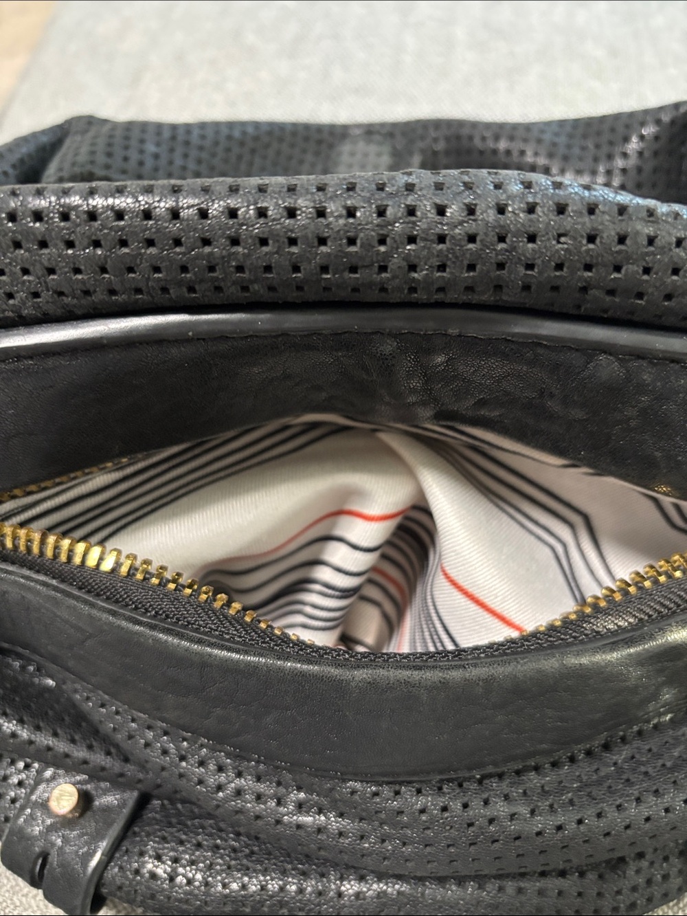 The She + Lo Rise Above Bucket Crossbody - Picture 6 of 14